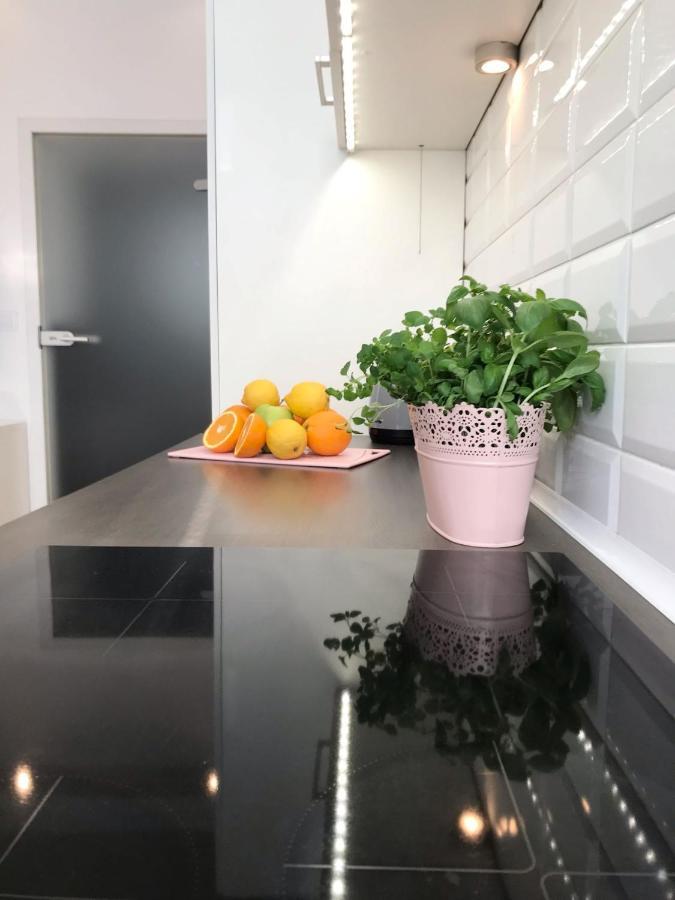 Klimatyczny Apartament Pod Ratuszem -Ul. Slaska 2 Ченстохова Экстерьер фото