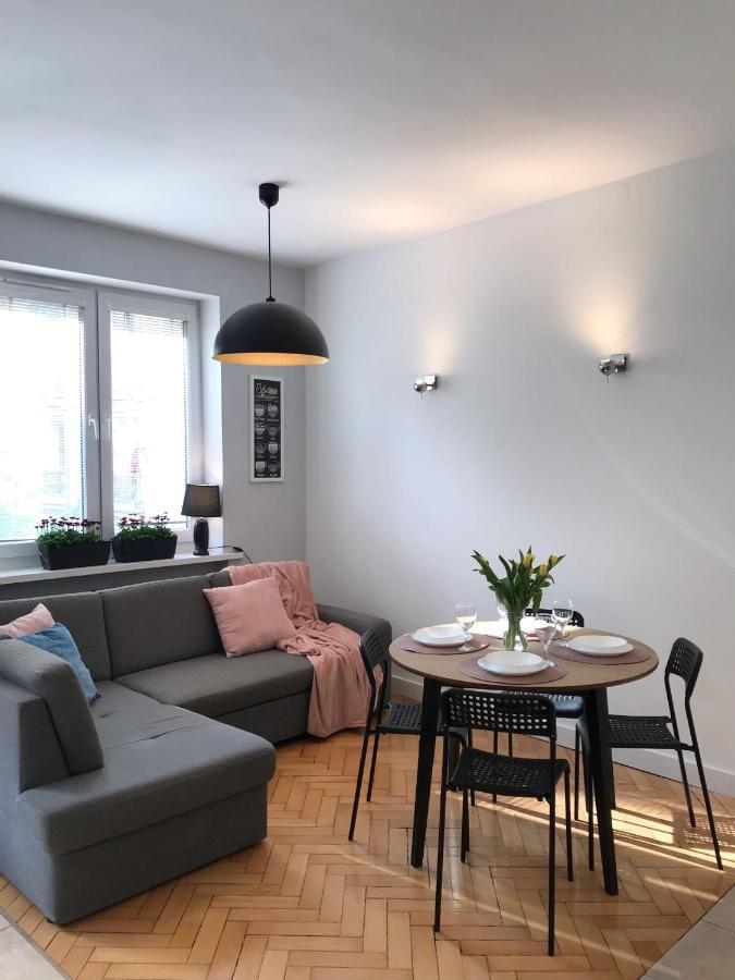 Klimatyczny Apartament Pod Ratuszem -Ul. Slaska 2 Ченстохова Экстерьер фото